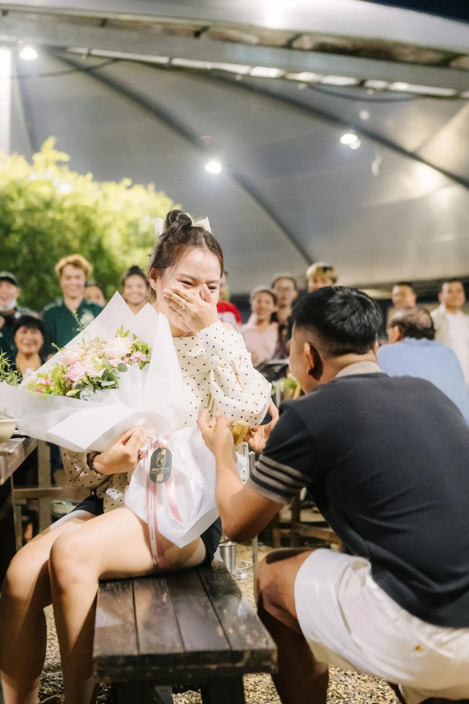 Cầu hôn / Báo hỷ